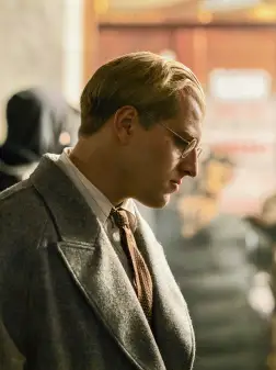 Clips Choose from 12 different clips to download