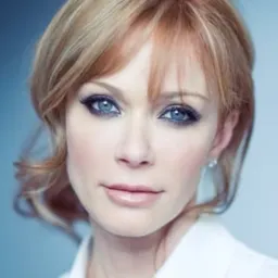 Lauren Holly