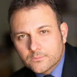 Stelio Savante