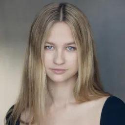 Issy Knopfler