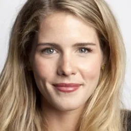 Emily Bett Rickards