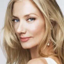 Joely Richardson