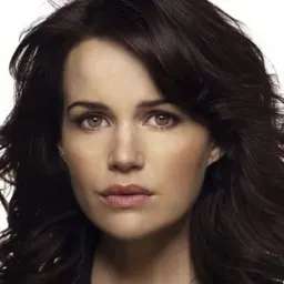 Carla Gugino