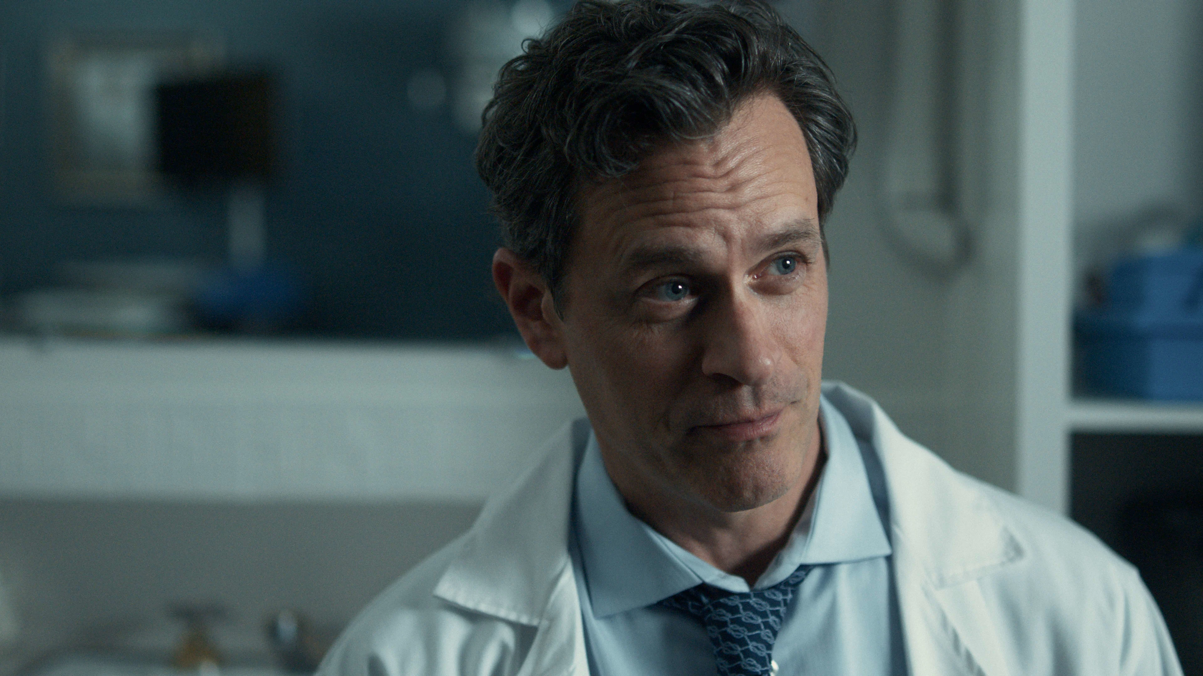 Interview with Tom Everett Scott