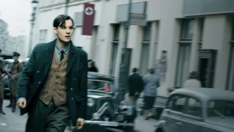 Official Trailer - Series