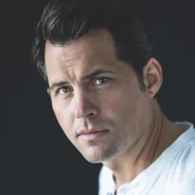 Kristoffer Polaha