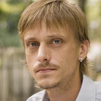 Mackenzie Crook