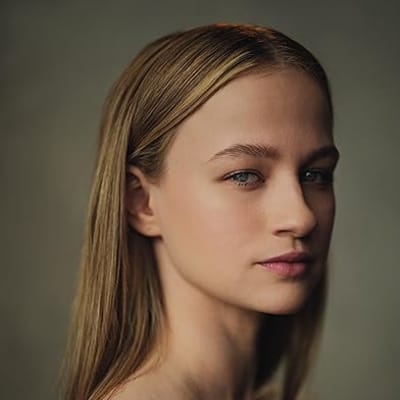 Issy Knopfler