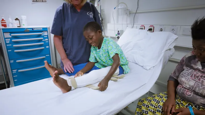 Link to show The Mercy Ships Season 2 Episode 6 "A Passion and a Calling"