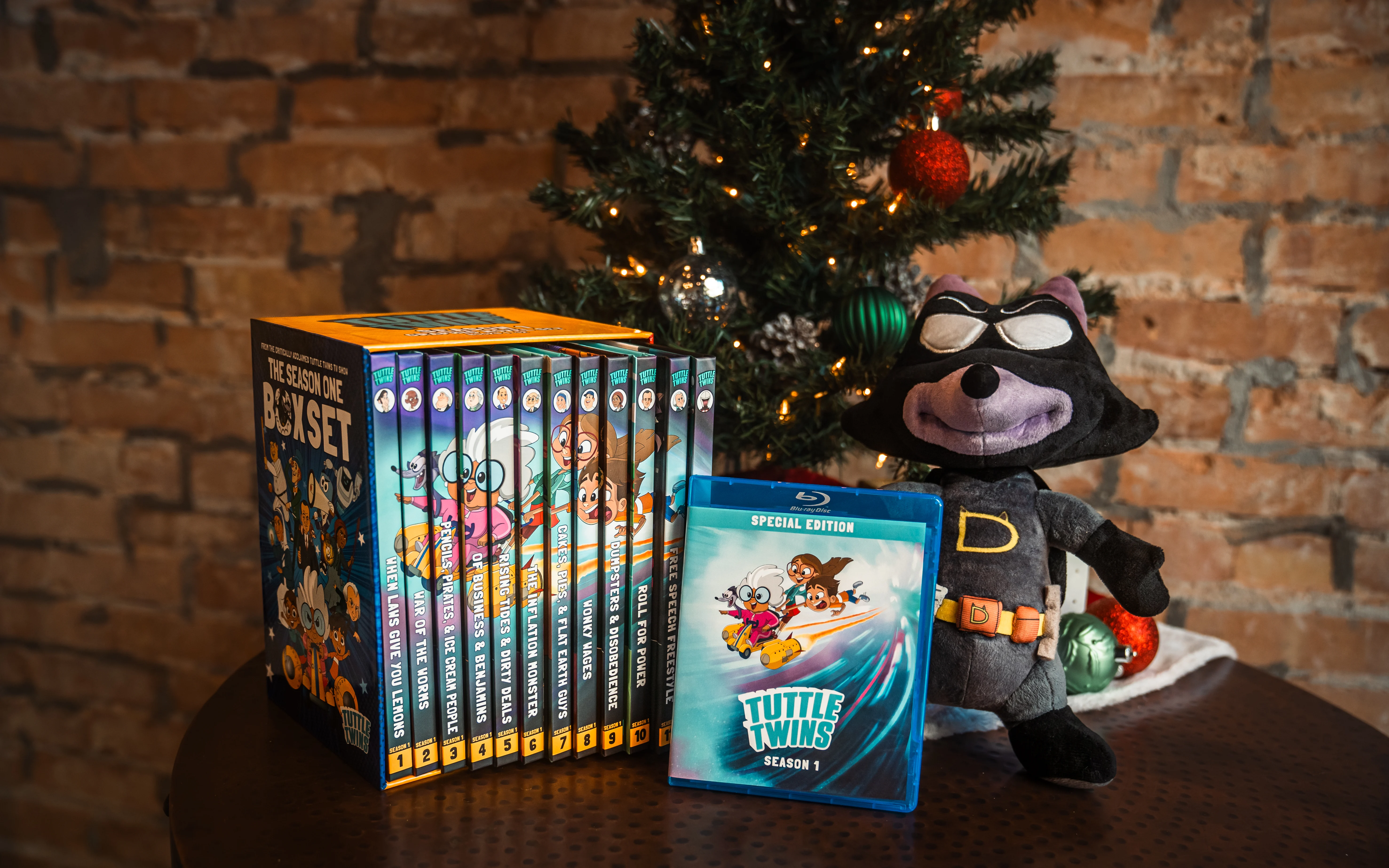 Image of Tuttle Twins Holiday Bundle